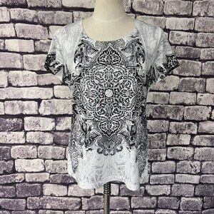 Chico's Zenergy Black, White & Gray Scoop Neck Tee Size M